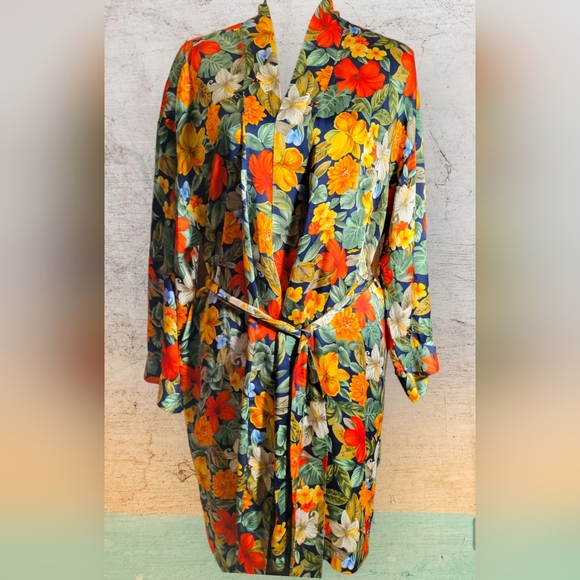 Victoria's Secret Other - Vintage Victoria's Secret Silk Robe